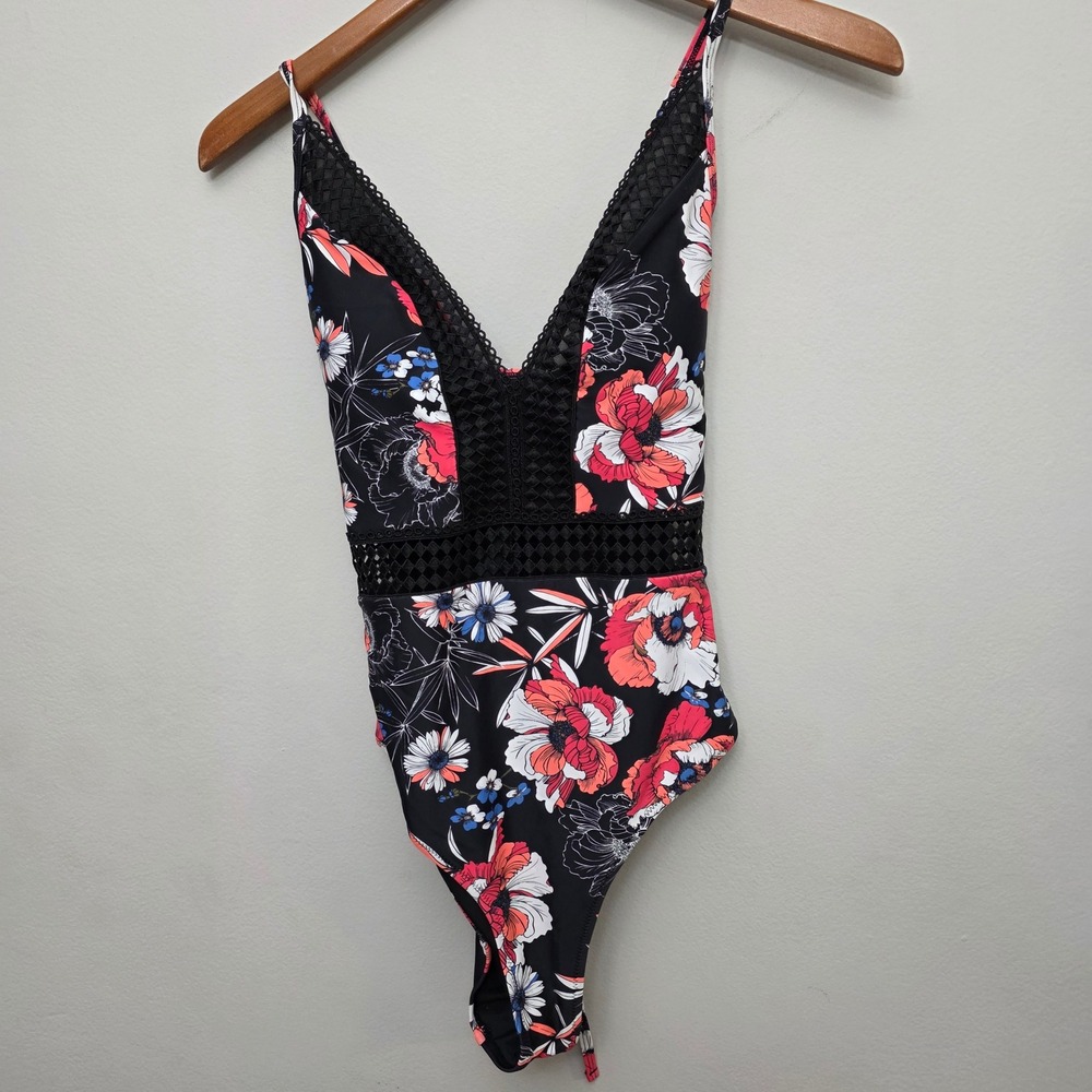 Cupshe Floral Lace‎ Plunge One Piece Swimsuit Medium Black Red White
